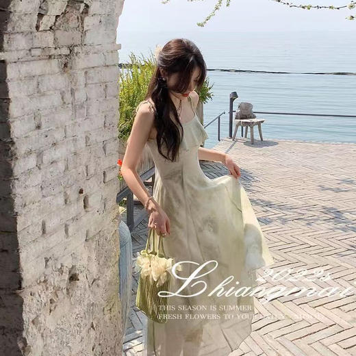 【别致绿色茶里茶气吊带连衣裙】夏日新款 荷叶边艺术感森系初恋裙  商品图1