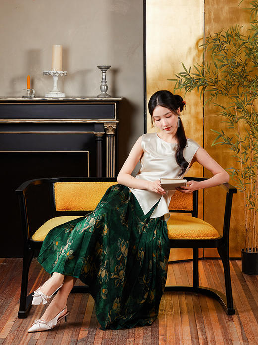 逸红颜明月优选#日常仪式感『谷也』100桑蚕丝25姆米香云纱马面裙，国风版时髦知识分子，中长款更日常 商品图4