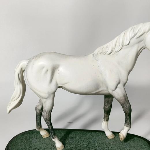 英国皇家道尔顿马摆件，底台侧边刻标Desert Orchid 商品图6