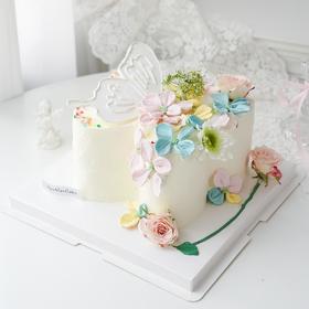 【提前5天预定】梦幻浪漫·蝴蝶蛋糕【D5048】