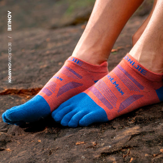 奥尼捷新款运动五指袜透气耐磨防滑户外登山越野跑步骑行五指袜3双装 商品图1