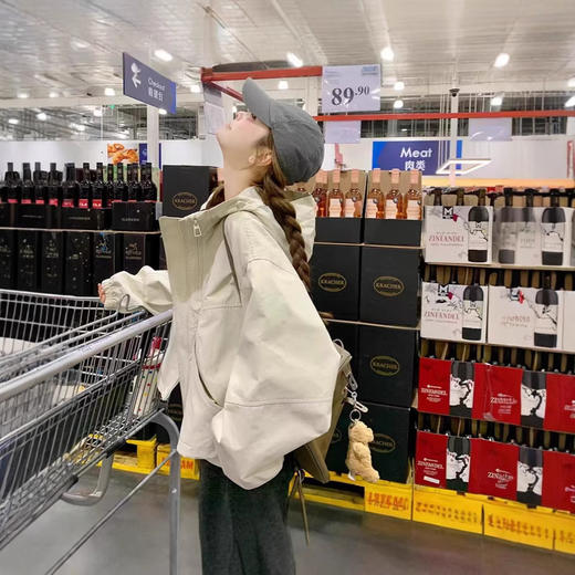 【YW】无忧购韩系百搭休闲户外出游放松运动冲锋衣外套（截单后7天发货) 商品图1