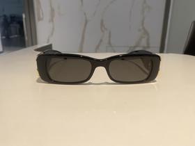 开云眼镜 巴黎世家 太阳眼镜女  BB0096S-001【不退不换，介意勿拍】