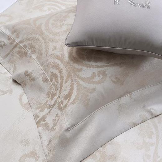 10楼罗卡芙 ROYALCOVER意大利进口棉提花四件套 法尔内塞 240* 240cm  吊牌价15800元 活动价7980元 商品图4