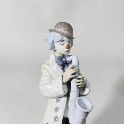 西班牙雅致瓷偶，吹萨克斯的小丑 商品图5