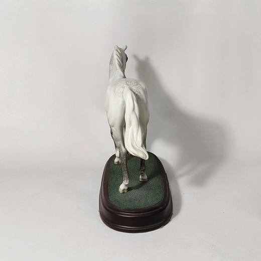 英国皇家道尔顿马摆件，底台侧边刻标Desert Orchid 商品图3