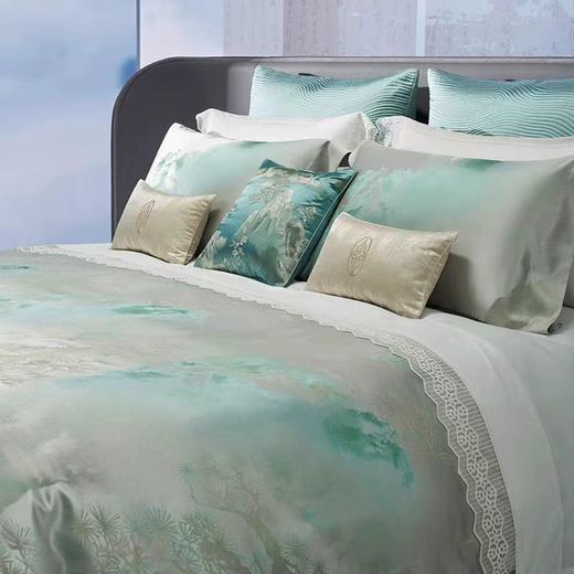 10楼罗卡芙/惠谊新中式100支新疆长绒棉贡缎色织提花四件套 只此青绿 220* 240cm吊牌价7980元 活动价6780元 商品图0