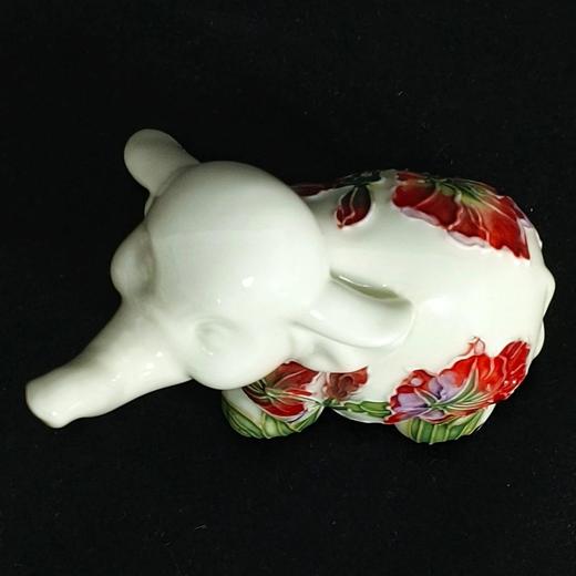 Old Tupton Ware的浮雕瓷偶小象，保值老牌瓷器艺术工坊，活泼可爱的小象满脸笑容 商品图6