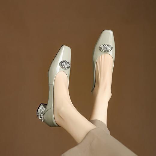 【预售5天】春季新款百搭真皮法式水钻浅口粗跟方头单鞋NJMK&K1517 商品图4