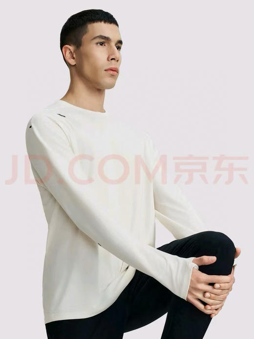 点此购买 迪桑特running系列春秋季男士运动跑步骑行装备长袖T恤 ggd 312676 商品图7