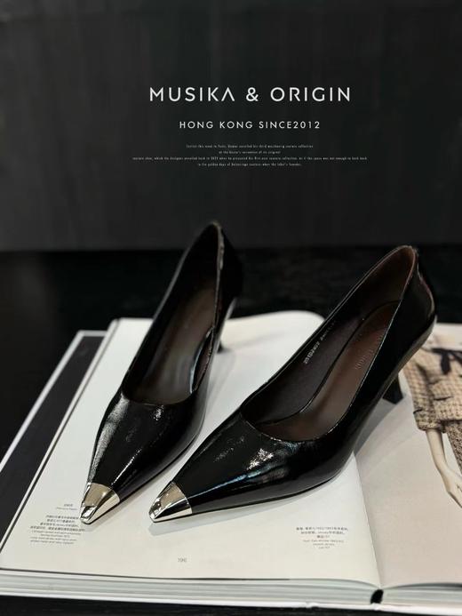 “ 巴洛克 ” 珍珠白 小邹胎牛漆皮 内里羊皮 跟高6cm左右，不退不换 商品图7