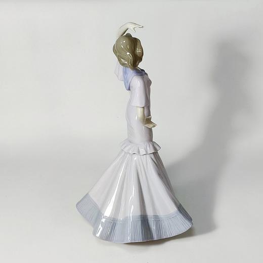 西班牙雅致子品牌Nao大款瓷偶，跳舞 商品图3