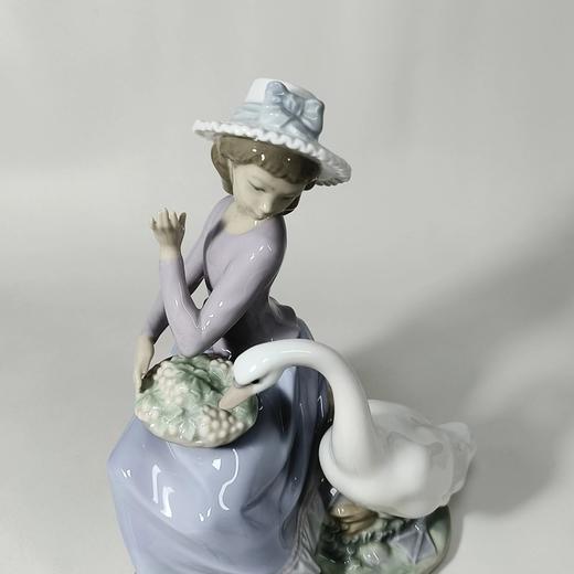 西班牙雅致发行大尊田园风瓷偶 商品图11