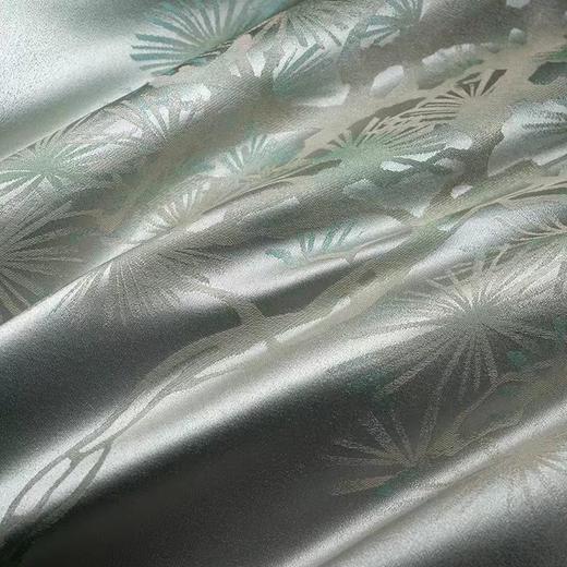 10楼罗卡芙/惠谊新中式100支新疆长绒棉贡缎色织提花四件套 只此青绿 220* 240cm吊牌价7980元 活动价6780元 商品图2