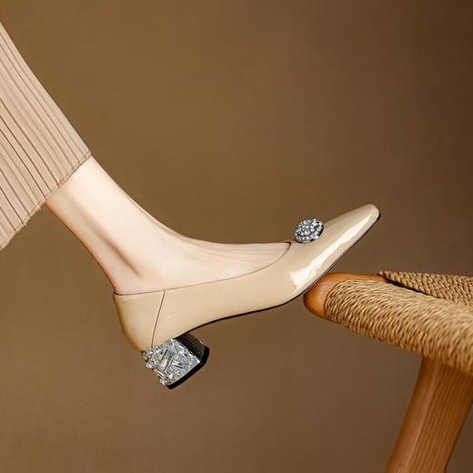 【预售5天】春季新款百搭真皮法式水钻浅口粗跟方头单鞋NJMK&K1517 商品图2