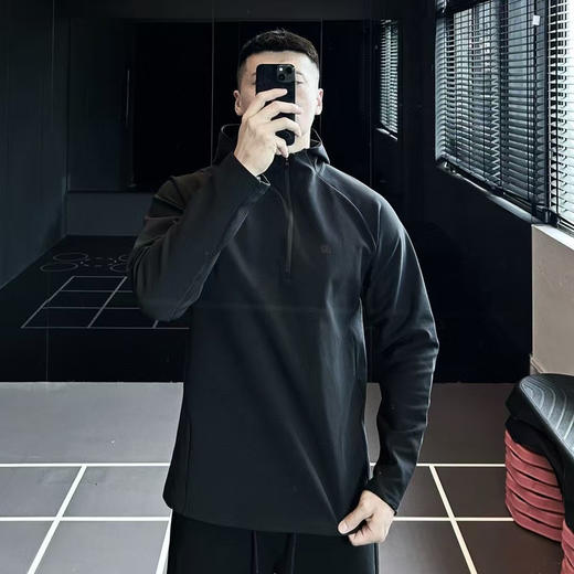 独家出韩国订单 韩国官网在售1714元！春夏款！科隆Kolon sport 户外半拉链戴帽长袖！！
韩国官网在售1714元！男女同款
尺码 95 100 105 110 115 商品图0