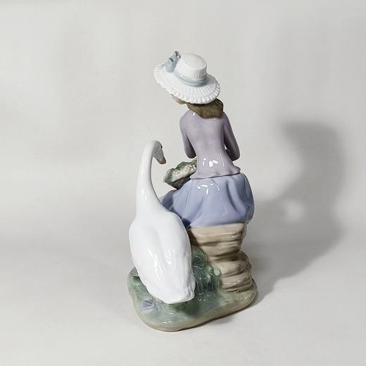 西班牙雅致发行大尊田园风瓷偶 商品图10