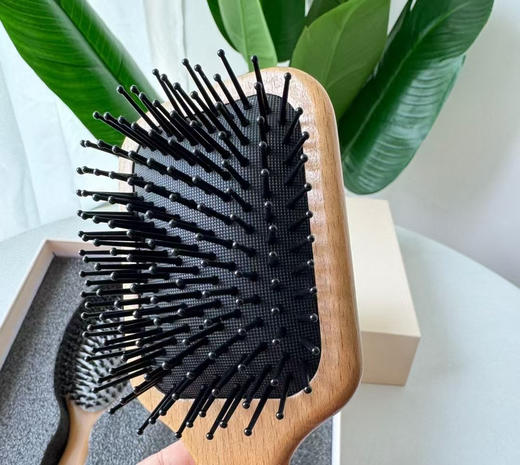 正品Foundever梳子套装，德国进口榉木！
柜子399+一套！猪鬃毛+气囊气垫梳套装！
爆款（一盒2个梳子）爱的礼物🎁 商品图11