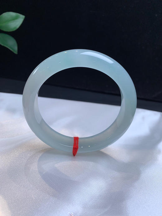612500，58冰晴底正圈手镯、清新甜美，整体均匀细腻 商品图3