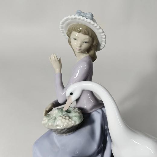 西班牙雅致发行大尊田园风瓷偶 商品图12