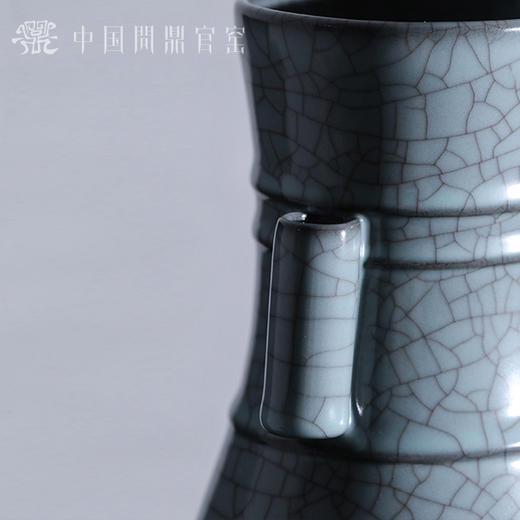 问鼎官窑贯耳瓶（大） 商品图2