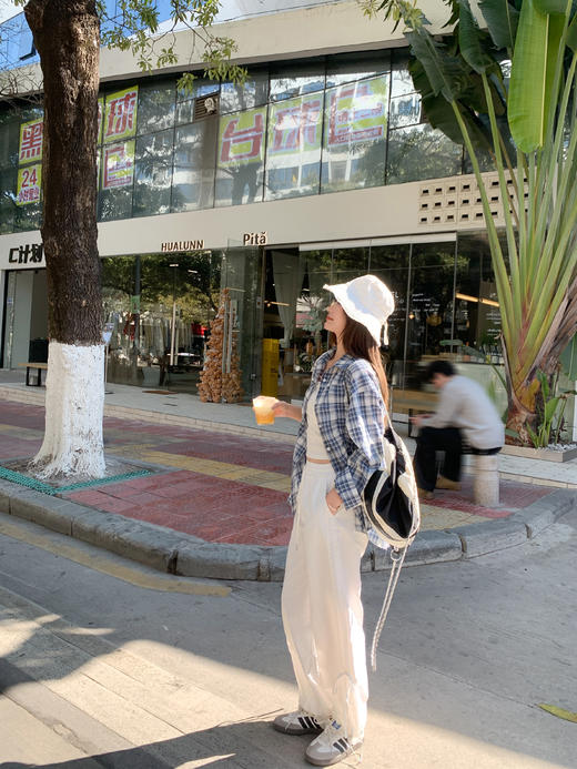 <曾小咸推荐>新品现货秒杀！卖完下架不再补 ！微信粉丝打折价！！藏蓝色格子衬衫 日常169.99/件 立减80 秒杀89.99/件！！ 商品图7