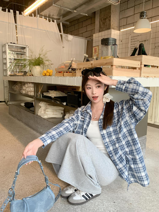 <曾小咸推荐>新品现货秒杀！卖完下架不再补 ！微信粉丝打折价！！藏蓝色格子衬衫 日常169.99/件 立减80 秒杀89.99/件！！ 商品图12