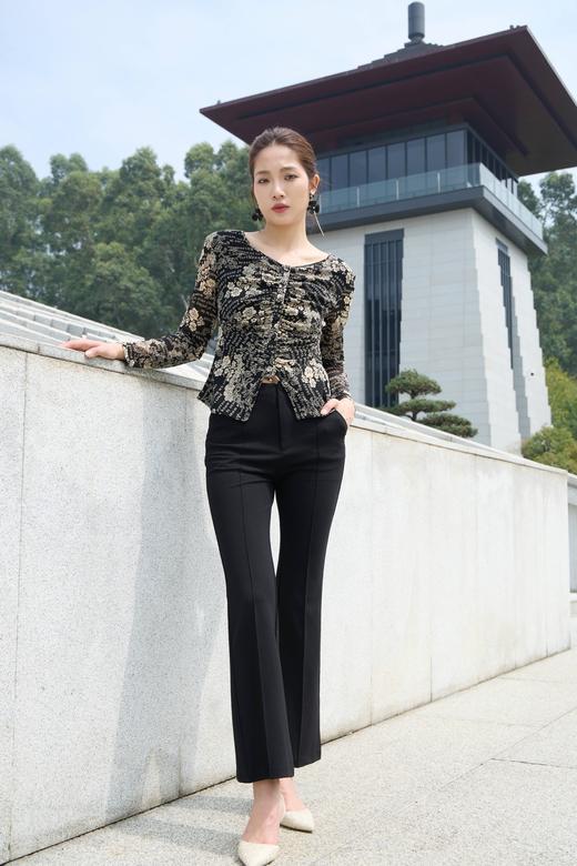 SZ1T51_漆黑色_T恤_春夏_长袖V领抽褶修身显瘦气质通勤_高级女装_BERNIEELEN 伯妮斯茵 商品图2