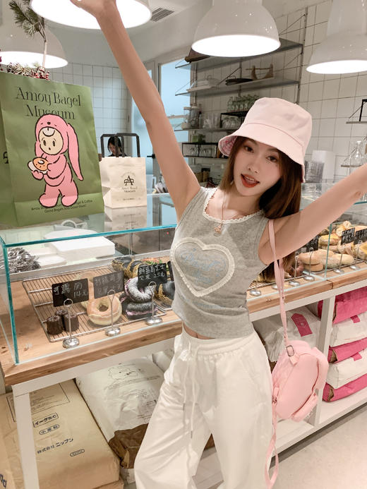 <曾小咸推荐>爱心字母背心 日常89.99/件 立减50 秒杀39.99/件！！ 商品图8