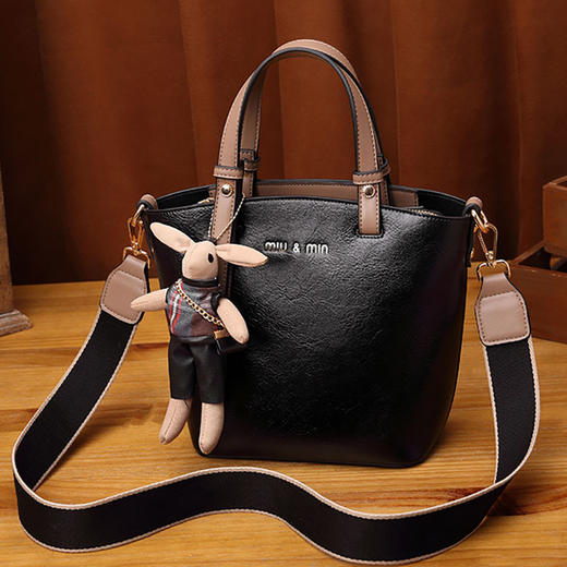 丁摩 真皮小包包女韩版百搭复古斜挎手提单肩水桶包大容量5ZF-3173 商品图3