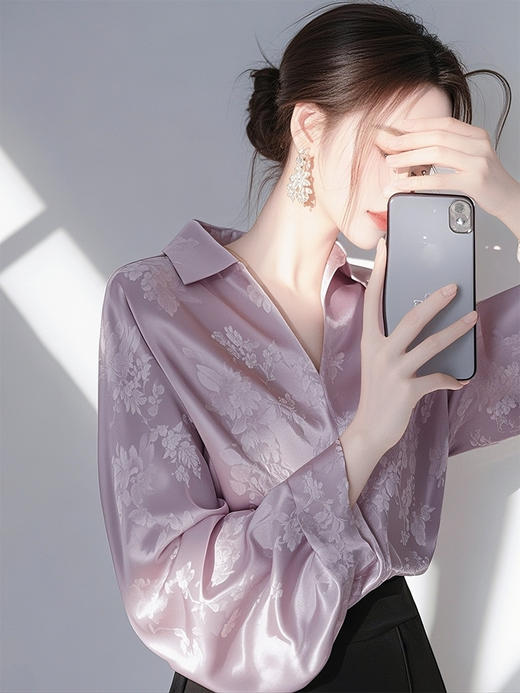雀说 今年爆款紫色缎面提花衬衫女款早春新款独特漂亮法式长袖上衣5ZF-3176 商品图2