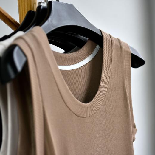 丁摩 【西装搭子衫】春女装新款百搭无袖针织显瘦u领打底衫5ZF-143 商品图0