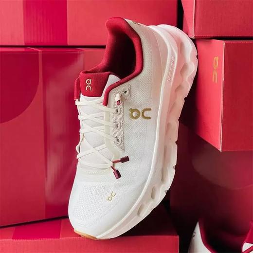 On昂跑 蛇年限定版 耐磨透气轻量休闲跑步鞋 特惠 Z-15119 商品图0