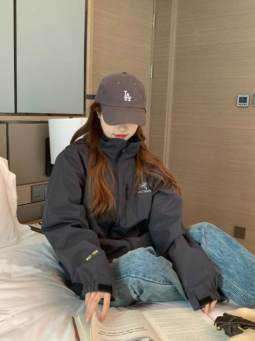 男女同款鸟家软壳冲锋衣 商品图7