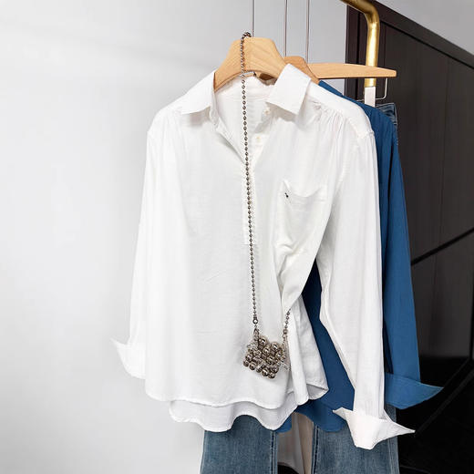 丁摩 早春新款高级感极简风休闲百搭半开翻领蓝色长袖衬衫女5ZF-51007 商品图1