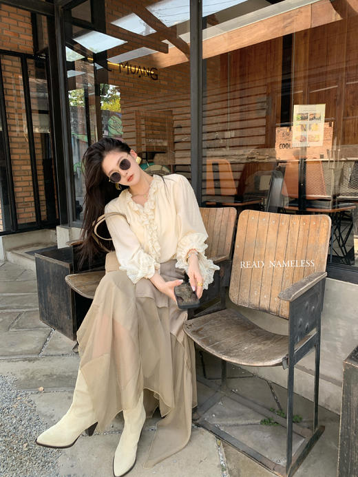 Read Nameless /法式自由衬衫蕾丝边+波尔多拼接半裙咖色 2025/3/24 商品图9