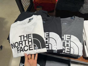¥ 399/ 2件男士大logo‼️The North Face北面男士棉短袖T恤，亲肤棉质，舒适，可以配情侣👩‍❤️‍👨