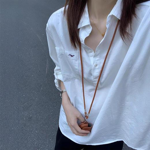 丁摩 早春新款高级感极简风休闲百搭半开翻领蓝色长袖衬衫女5ZF-51007 商品图3