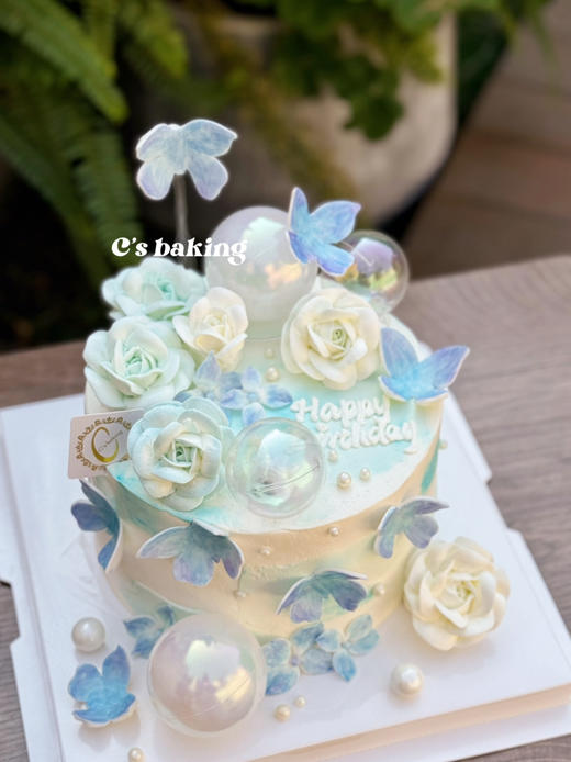 #梦幻小仙女蛋糕 #蝴蝶翩翩起舞 #花若盛开蝴蝶自来 #愿你我福蝶将至福气自来 #韩式裱花 #祝福语 #蓝紫色系 忌廉蛋糕（默认自提，收费配送请联系客服） 商品图1