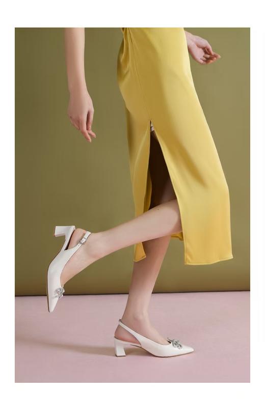 【HARSON】BF3 哈森25春季新品女鞋尖头粗跟蝴蝶结舒 适后空鞋HM256013 商品图1