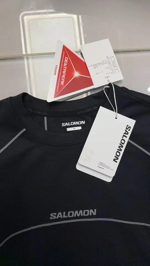 正品萨洛蒙速干短袖，专业级，
天猫598，抑菌除臭，出大汗无异味
超轻量，柔软亲肤，非常舒适，
蓝色，黑色。
尺码s-xxl 商品图11