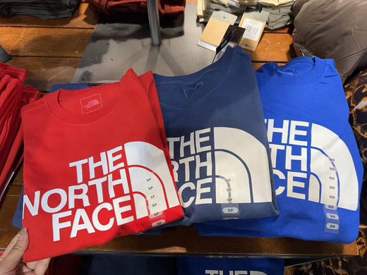 ¥ 399/ 2件男士大logo‼️The North Face北面男士棉短袖T恤，亲肤棉质，舒适，可以配情侣👩‍❤️‍👨 商品图2
