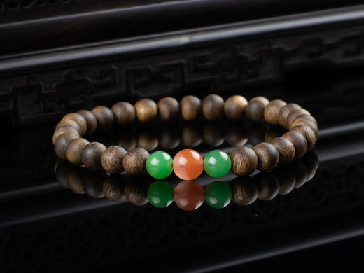 XY0152沉香+南红碧玉手串 商品图1