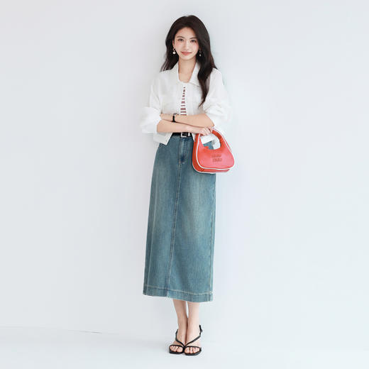 【商场同款】伊芙丽轻薄简约百搭白色衬衫短外套2024秋1F4110642 商品图1