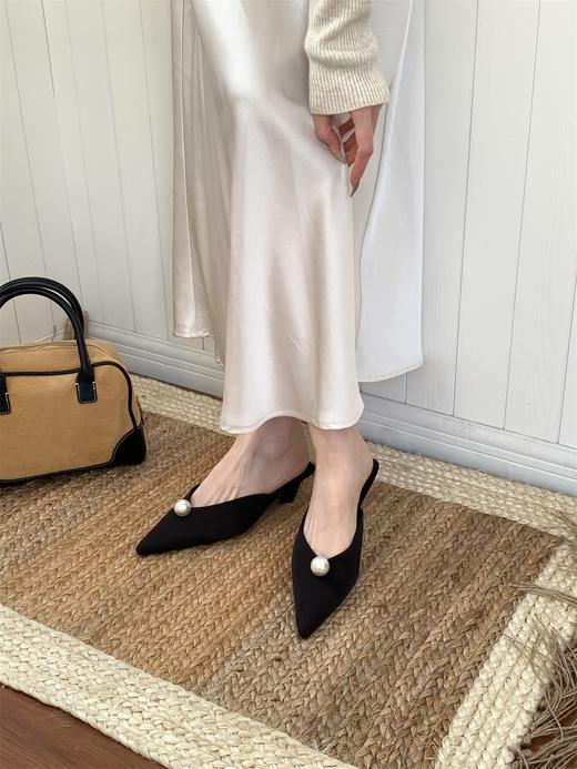 Miu家同款珍珠尖头三角跟鞋 商品图12