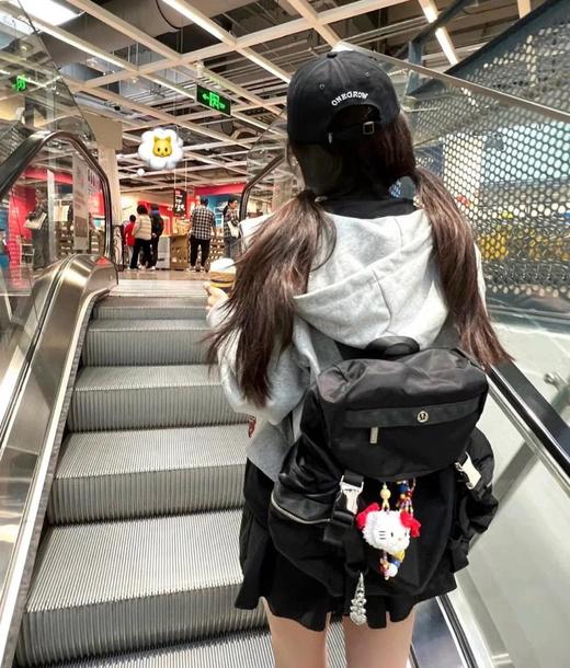 lululemon露露乐蒙Wunderlust抽绳卡扣闭合设计便捷收纳尼龙双肩包（MT） 商品图5