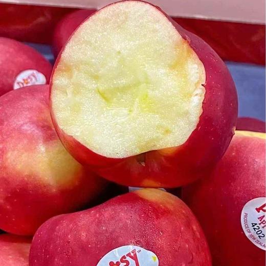 【新西兰小花苹果礼盒】人气单品！硬度好，鲜度好，自带花蜜香，脆甜多汁。12枚礼盒装，送礼推荐，江浙沪皖顺丰包邮~ 商品图2