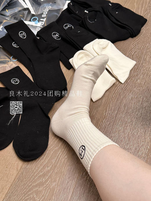 精品袜子 商品图1