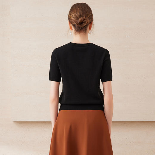 EITIE爱特爱舒适柔软百搭基础款短袖多色圆领针织衫2025春夏新款A2501507 商品图11