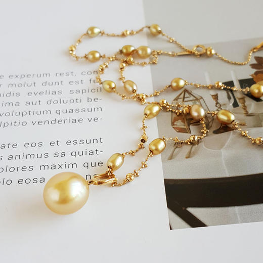 【天然正品】AU750黄金镶天然近圆12MM浓金色keshi海水珍珠吊坠项链直径：12MM（皆取最大值）女士现售价：4680！160325NJM02 商品图3